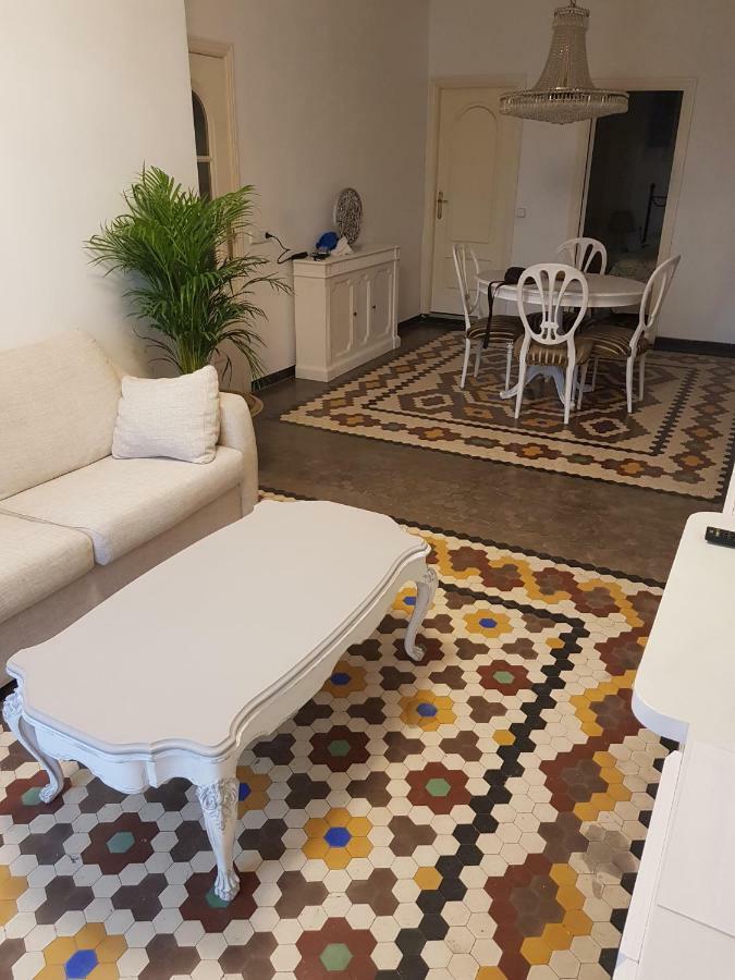 Domus Valencia Apartamentos Centro Frente A Torres De Serrano Exteriör bild